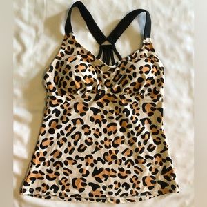 Tankini leopard print swim top, Women’s size small, NWOT